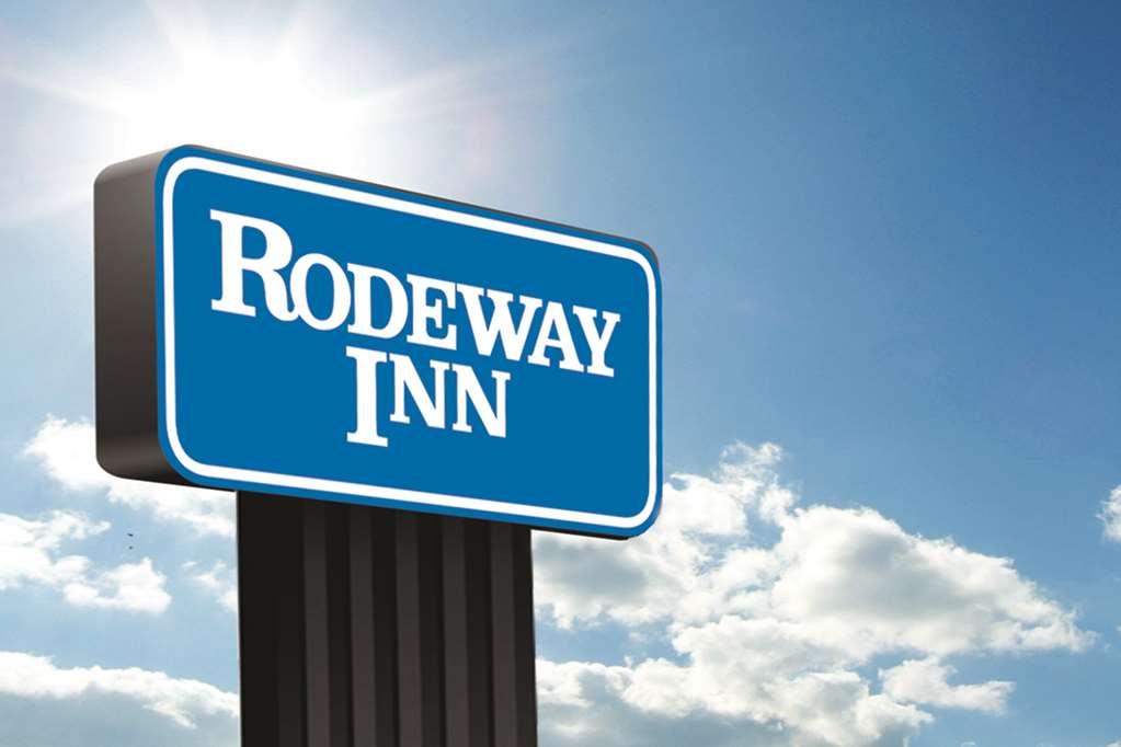 Rodeway Inn Sun City Center Luaran gambar